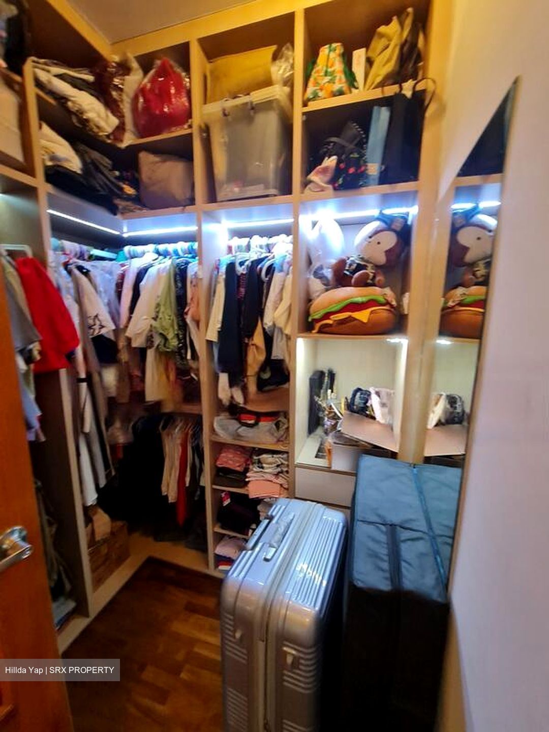 Choa Chu Kang Drive (D23), Terrace #596582321